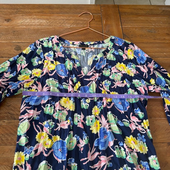 Talbots Navy Blouse with Colorful Floral Design split neck pleated - Picture 7 of 7